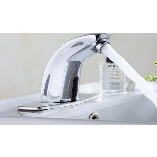 Copper sink automatic sense faucet wash hand basin faucet, Kitchen/Bathroom brass infrared sense Medical faucet water tap