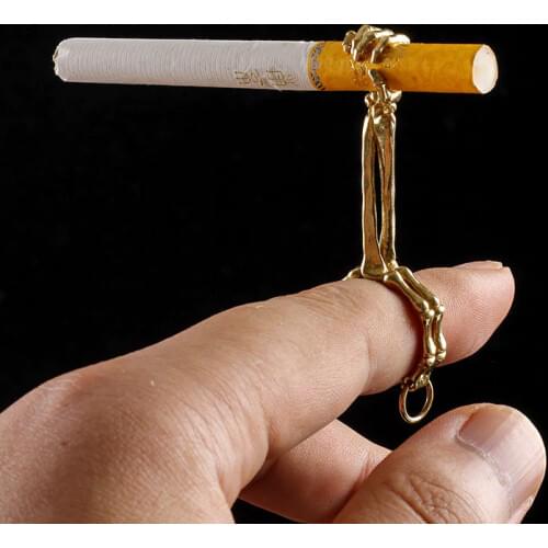 1pcs Skeleton Palm Cigarette Holder Ring Rack Brass Finger Clip 19mm Slim Cigarettes Smoking Accessories Smoker Ring Gift