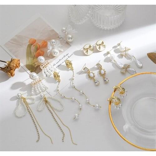 New Korean Luxury White Acrylic Pearl Bows Bead Long Dangling Earrings Women Fashion Accessories Trends 2021 Style Jewelery