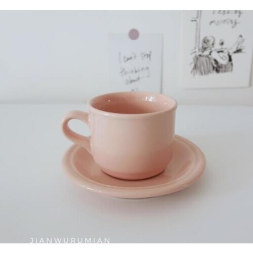 Pink Ceramic Coffee Cup Vintage Latte Espresso Cup Saucer Set 200 ml Coffee Mugs Caneca чашка Ins tazas de cafe кружки термокруж
