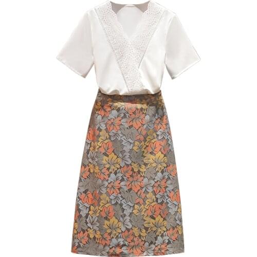 2021 New Summer Women Sets Plus Size Women Clothing Lace V-Neck Short Sleeve White Shirt And Floral Lace Skirt Two Piece Set