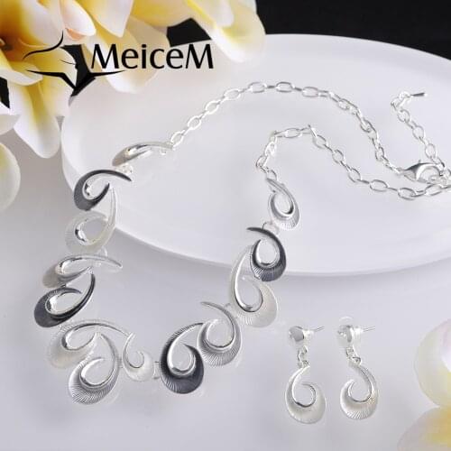 MeiceM 2021 Female Enamel Geometric Necklaces New Women Choker Necklace For Girls Jewelry Party Gift Necklace Set Statement