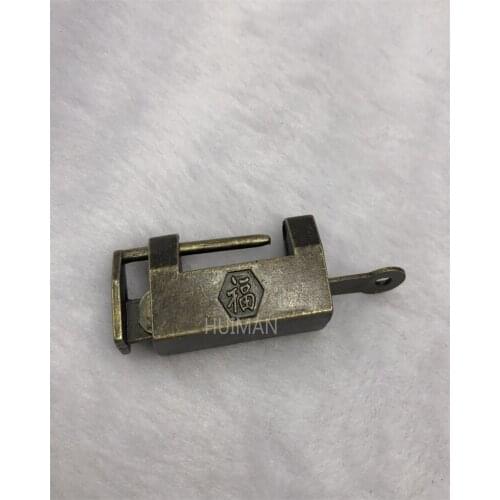 China Copper Statue Lock Metal Crafts Home Decoration