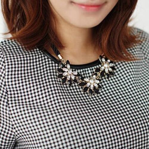 Lemon Worth Revival Bohemian Maximilian Charm Statement Neck Mature Bohemian Crystal Flower Pendant Necklace Jewelry Female