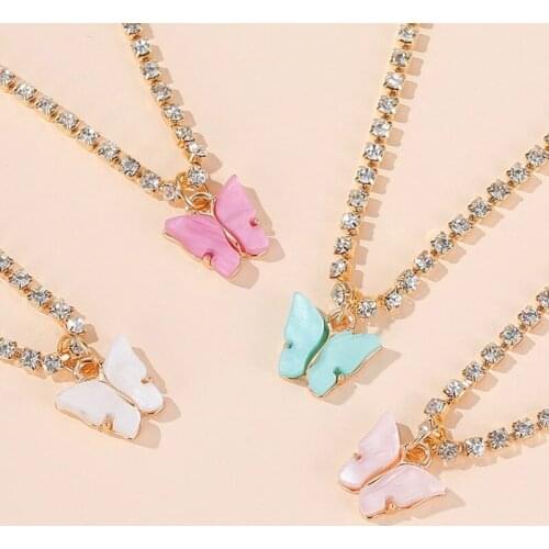 Acrylic Butterfly Pendants Necklaces for Women Gold Color Rhinestone Clavicle Chain Short Necklace Female 2020 Fashion Jewelry