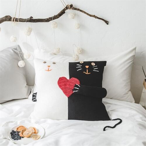 Hap-deer 2018 New creative cartoon pillow cotton knitted cushion cover black and white cat home furnishing soft core no pillow