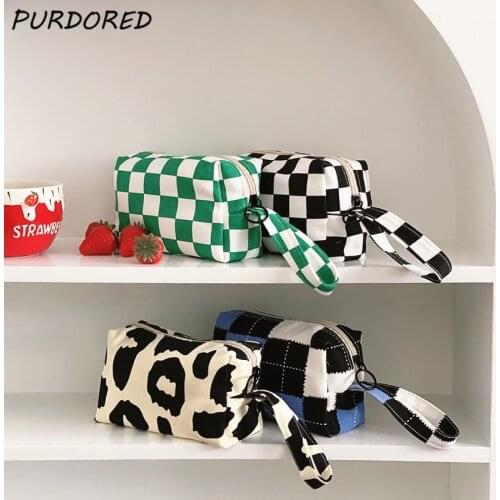 PURDORED 1 Pc Fashion Plaid Cosmetic Bag Travel Women Canvas Makeup Bag Zipper Makeup Organizer Toiletry Bag with Wrist Band