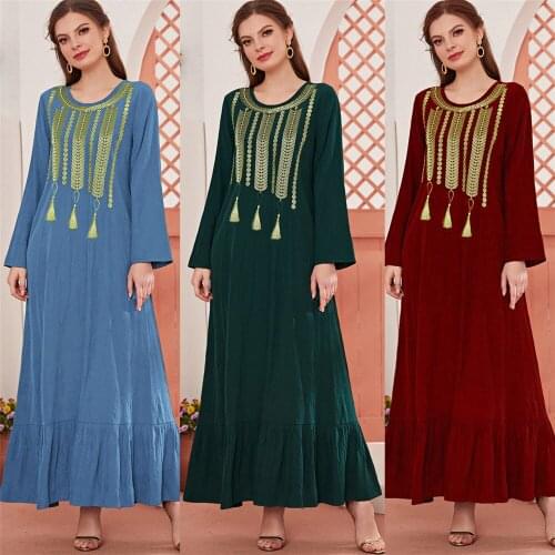 Middle East Muslim Women Embroidery Long Dress Dubai Kaftan Arabic Abaya Turkish Tassel Maxi Robe Gown Ramadan Islamic Clothing