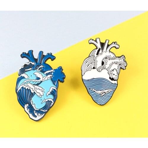 Wave deep sea whale stripes heart custom jewelry brooch fashion drip oil romantic heart men and women badge shirt coat lapel pin