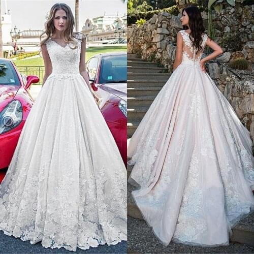 Princess Wedding Dress 2021 Luxury V-neck Button Back Applique Lace A-line Wedding Gowns vestido de noiva Bride Dresses Women