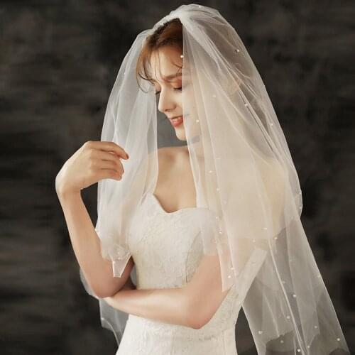 White Ivory Woman Bridal Veil Wedding Veils 2 Layers 65-85CM Handmade Pearl Beaded Cut Edge With Comb Accessories voile de marié