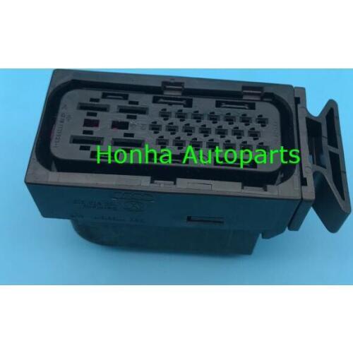 DSG 7 speed dual clutch DQ200 gearbox body 25P plug 1K0 973 213 1719918-1 1719920-1 connector with wire or without wire