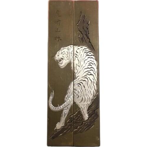 Chinese Old Beijing Brass Carving Tiger Howl Mountain Forest Paperweight