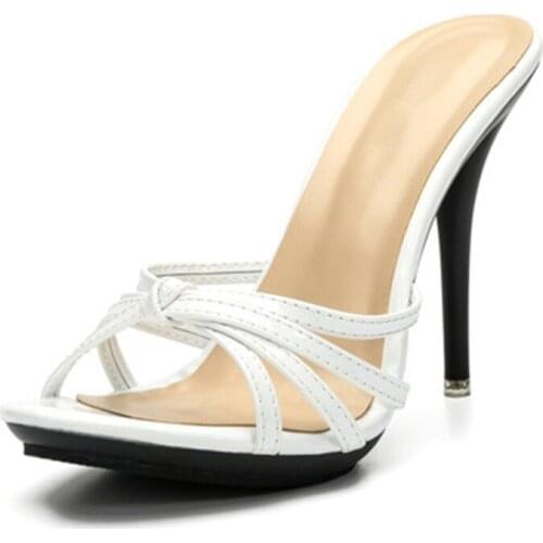 2021 Summer New Sexy Openwork Woven Stiletto Sandals Slippers Comfortable one with ladies outdoor casual Slides shoes