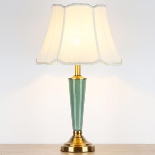 Ceramic Desk Lamp Jingdezhen American-Style Country Modern Simple Living Room Study Bedroom Bedside Lamp Soft Hotel Wholesale