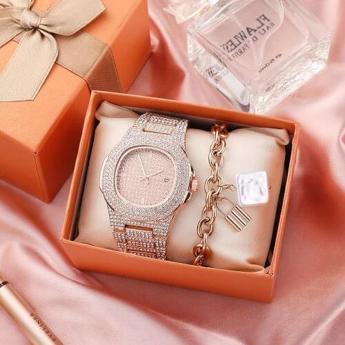 Alloy broadband sky star diamond inlaid calendar fashion watch set 2-piece set titanium steel shell bracelet gift box