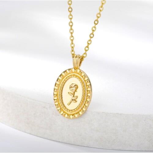 Classic Oval Shape Rose Pendant Nekclace For Women Men Vintage Nameplate Statement Gold Floral Necklaces Stainless Steel Jewlery