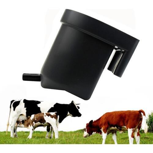Livestock Cow Milk Drinking Bucket Calf feed Milk bucket With Ruuber Feed Nipple Feeding Milk Bucket for Claf Lamb Pig