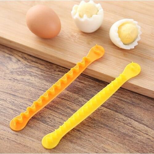 2021 New Plastic Lace Egg Cutter Flower Shaper - 2-piece Creative Mould Cartoon DIY Expression Embossing