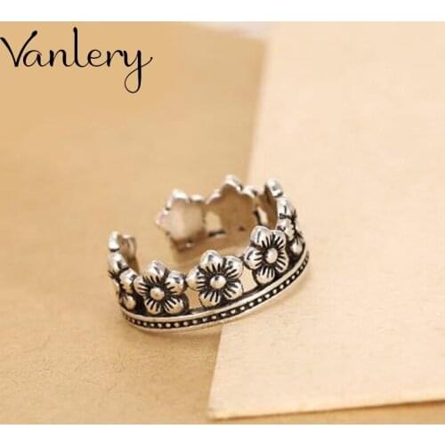 New Arrivals Charming Crown Ring for Women Boho Knuckle Party Rings Gothic Punk Jewelry Gifts for Girls 2021
