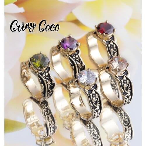 Ladies Diamond Womens Ring Designer Jewelry Rings 2021 Trend Female Vintage CZ Flower Finger Ring Accessories for Women Gifts