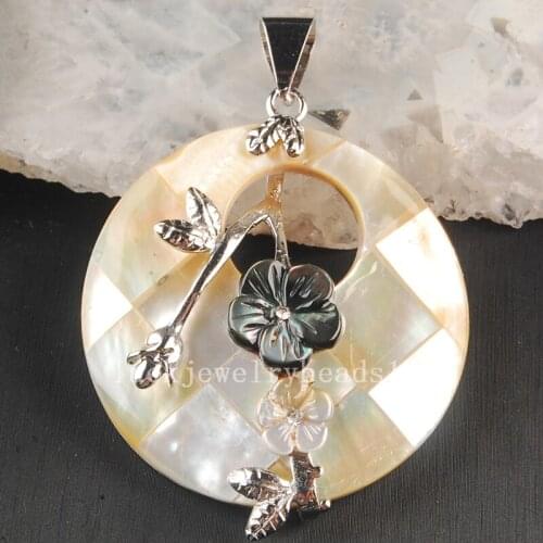 Free Shipping Women Fashion Jewelry 41mm Beatiful Mother of pearl Shell Round Flower Pendant Bead 1pcs C3619