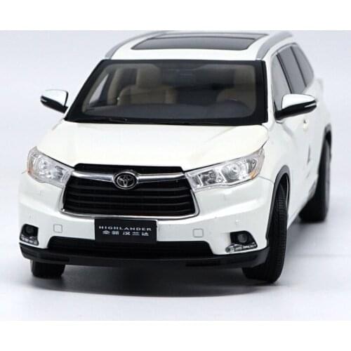 1/18 Metal alloy die-casting car model GAC Toyota 2016 Highlander Adult collection Toys for children Family display