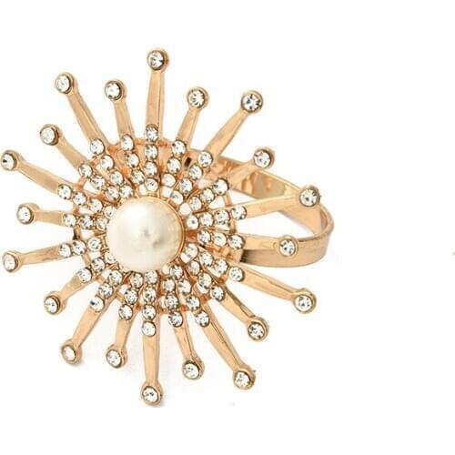 4PCS/metal pearl flower napkin ring is used for family gathering, western food wedding, hotel table decoration napkin ring
