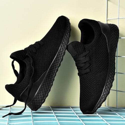 Mens Running Sneakers 2021 Casual Shoes Breathable Sneakers Male Mesh Light Wear-resisting Black Tenis Zapatillas Hombre
