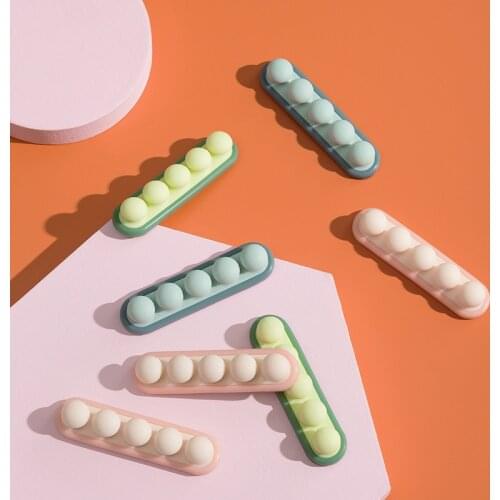 1pcs Silicone USB Cable Organizer Cable Multipurpose Car Desk Desktop Wall Round Cable Holder Clip Headphone Wire Organizer