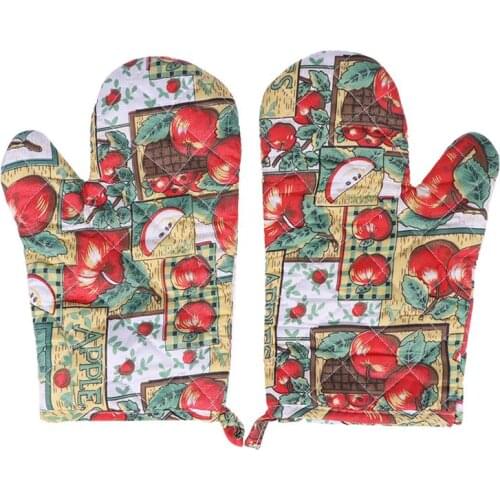 2pcs Kitchen Heat Insulation Anti-scald Gloves Heat Resistant Cooking Baking Glove Microwave Oven Gloves (Random Pattern)