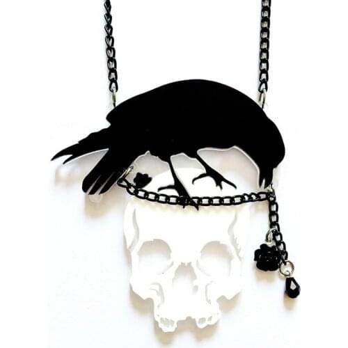 Hyperbole Balck Crow White Skull Pendant Necklace Women Man Bloodcurdling Skeleton Acrylic Necklace Trendy Accessories E19020
