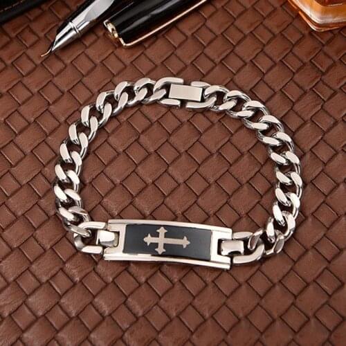 RED TREES Bracelets With Charms