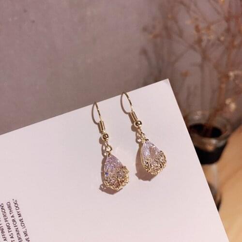 2020 New Trend Womens Earrings Delicate Sweet Geometry Water Drop Flower Earrings For Women Party Girl Jewelry Gifts Wholesale