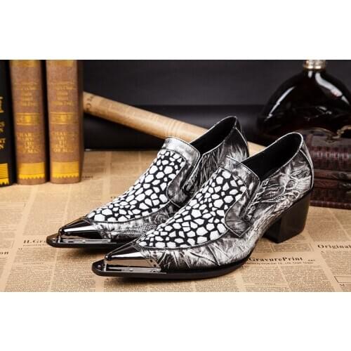 Ch.kwok Korean version high-heeled mens embossed heightening shoes bar nightclub fashion shoes mens hairdresser shoes