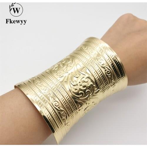 Fkewy Designer Jewelry Luxury Bracelets Charm Punk Accessories Gold Plated Bangles With Designer Charms Pattern Luxury Jewellery