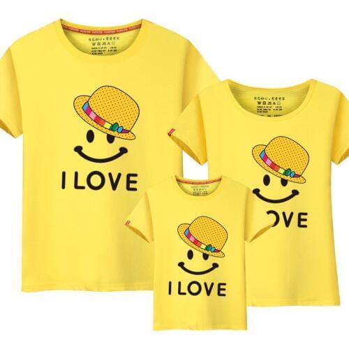 2018 new clothes 1 Piece Family Matching Outfits Mother Father Son Daughter Print Women Men Children Boy Girl Hat T shirt