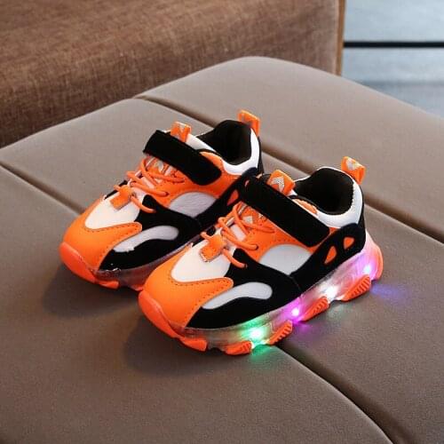 2021 Boy Glowing Sneakers for Children Boys Shoes with Sole Enfant Led Light Luminous Sneakers for Girls Shoes Kids Led Shoes