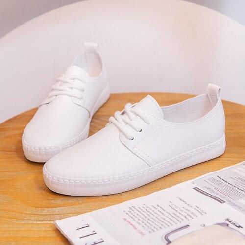 Fashion Woman Shoes New Fashion Women Shoes Casual Flats PU Leather Soft Solid Color Simple Women Casual White Shoes Sneakers