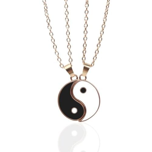 2Pcs Yin Yang Pendant Necklaces Best Friends Couple Necklaces Gold Sliver Alloy Birthday Jewelry Gifts for Lover Unisex