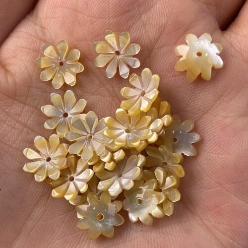 5Pcs Mother Of Pearl Shell Beads Carved-floweredYellow Loose Shell For Jewelry Making Bracelet Earring Handiwork Accessory