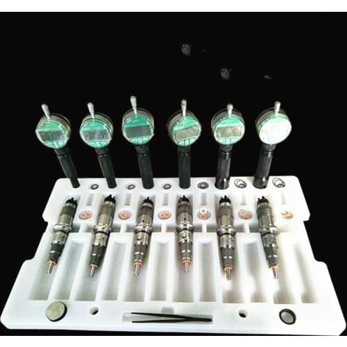 Common rail injector and parts placing tray, common rail injector plate