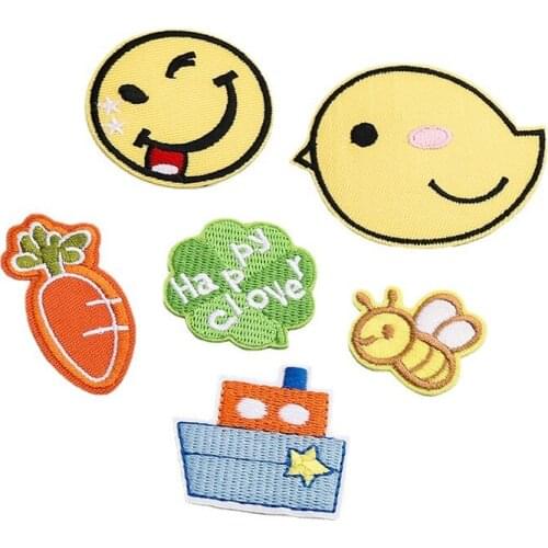100pcs/lot Embroidery Patch Letter Clover Boat Bird Bee CarrotClothing Decoration Craft Diy Iron Heat Transfer Applique