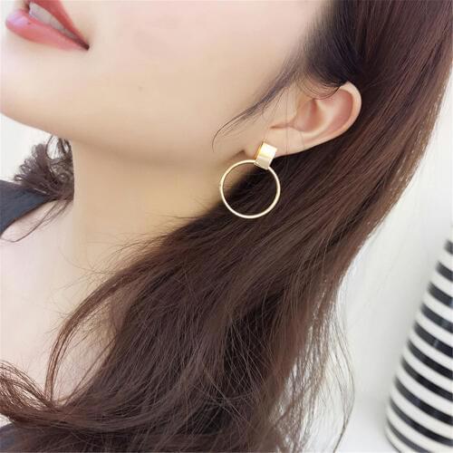 CRLEY 2019 New Korean Fashion Round Metal Earrings Gold Silver Color Geometric Wedding Statement Geometric Simple Design Jewelry