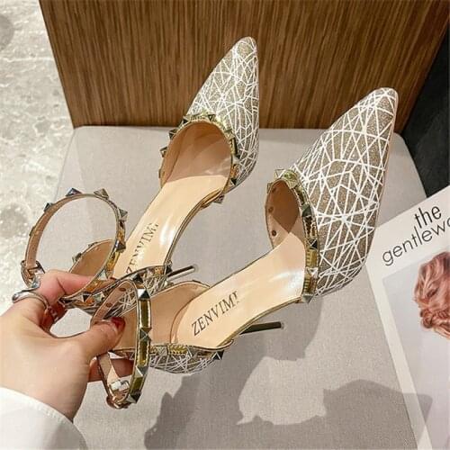 2021 Summer New Style Rivet Womens Sandals Pointed Toe Stiletto Single Shoes Fashion Casual Womens Shoes High Heel Sandals