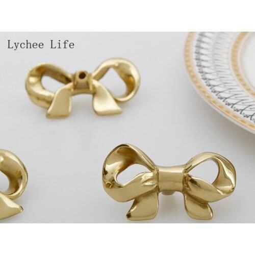 Lychee Life Bowknot Brass Furniture Handle Butterfly Knot Door Handle Knots for Kitchen Cabinet Drawer Pulls Home Decoration