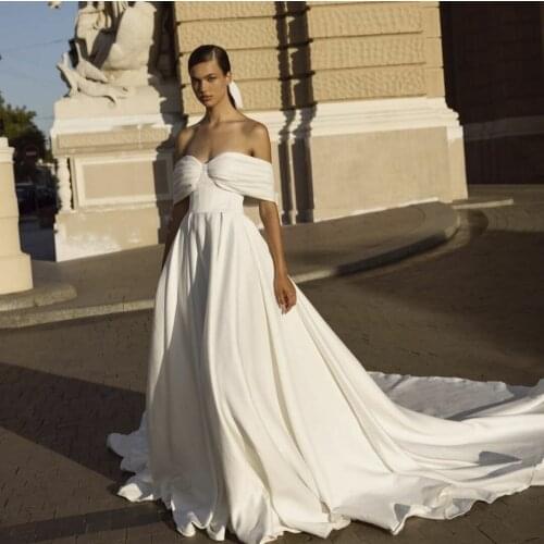 Classic Long Off Shoulder Satin Wedding Dresses with Pockets A-Line Satin Corset Back Robes De Mariée Bridal Gown For Women
