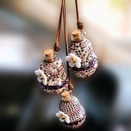 Car Pendant Ornaments Rearview Mirror Pendants Decoration Key Rings Hanging Diamond Gourd Fragrance Key Chain Auto Accessories