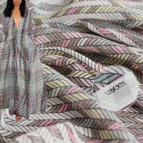 Red Raspberry 8 momme Colourful Plaid Printed Georgette Silk Fabrics Garment Materials Women Dress Sewing Clothes Freeshipping