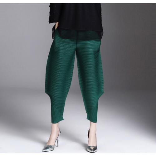 New Summer Style miyake Fold Leisure Hallen Trousers Loose Large Size Thin Nine-cent Little Foot Lantern Trousers Female Tide